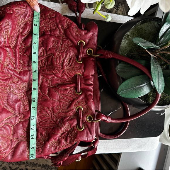 RARE Isabella Fiore Red Quilted Leather Song Bird Embroidered Bag. Like new - Picture 14 of 16